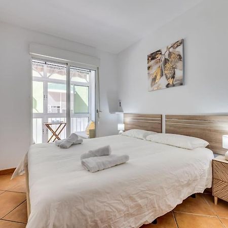 Encantador Apartamento Cerca Del Mar Málaga Exterior foto